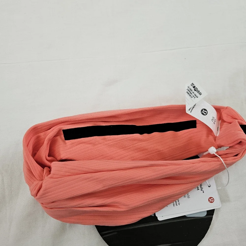 Lululemon Ribbed Nulu Twist-Front Headband RPCR Raspberry Cream